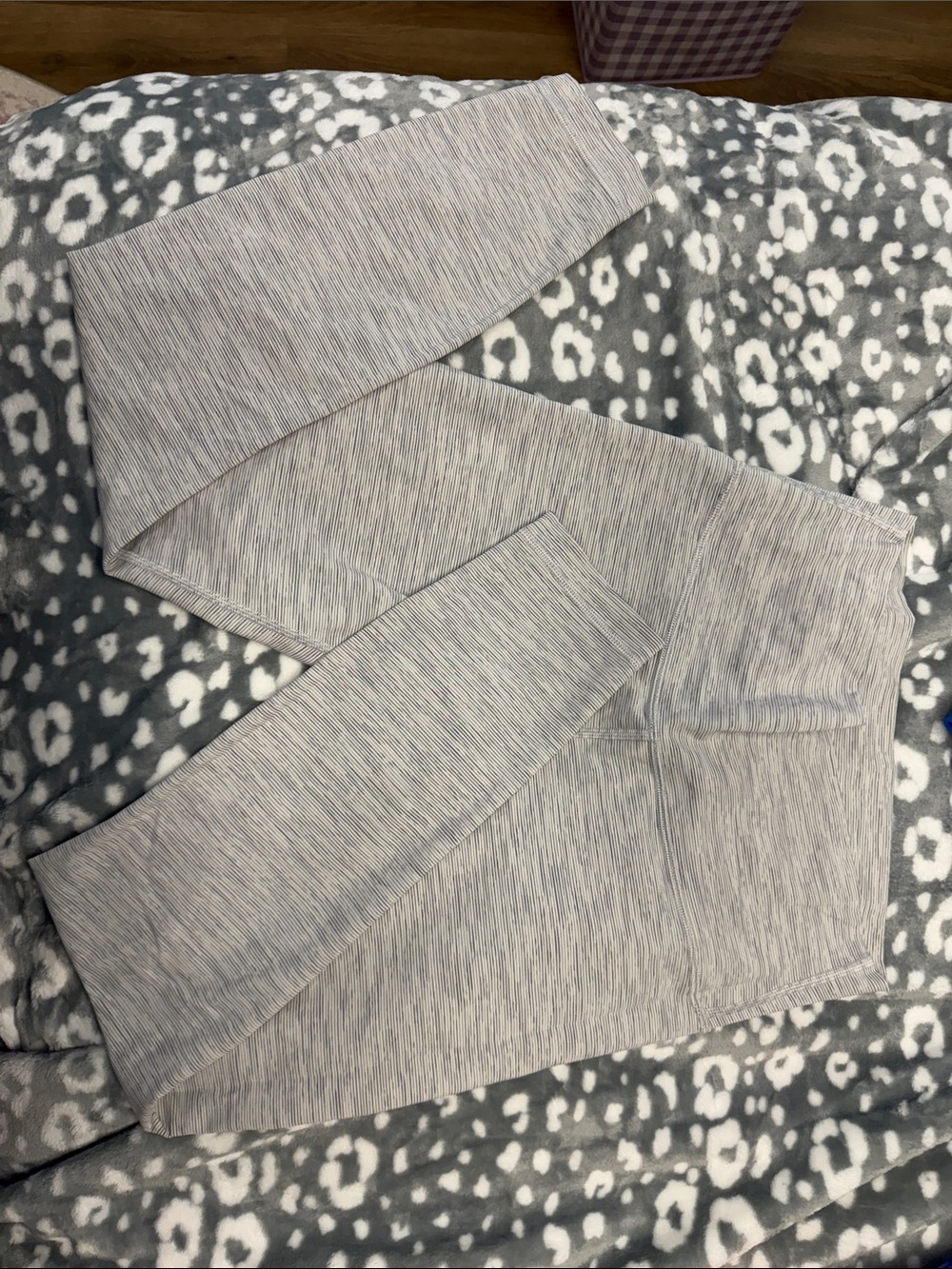 Lululemon Light Gray Active Leggings